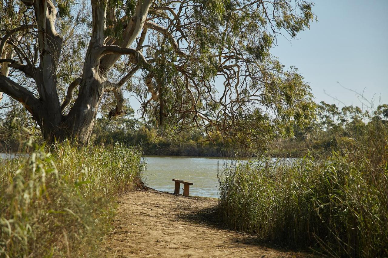 Lake Bywater Cottage Walker Flat ภายนอก รูปภาพ